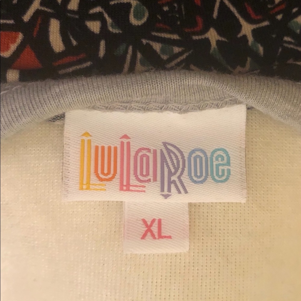 LulaRoe Randy Baseball Tee - Picture 7 of 7